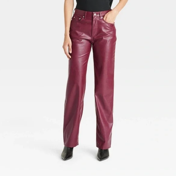 Universal Thread Women’s Burgundy Mid-Rise Faux Leather Baggy Pants Size 12R - Picture 1 of 9